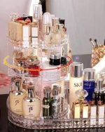 ⁦منظم مكياج وعطور دوار 360 درجة من الأكريليك الفاخر⁩ - الصورة ⁦2⁩
