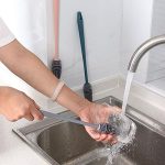 ⁦فرشاة تنظيف الزجاجات والسيليكون بيد طويلة - ريجان ستور⁩ - الصورة ⁦3⁩