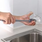 ⁦فرشاة تنظيف الزجاجات والسيليكون بيد طويلة - ريجان ستور⁩ - الصورة ⁦2⁩